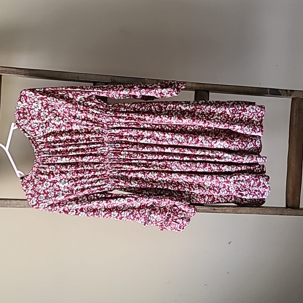 Girls dress